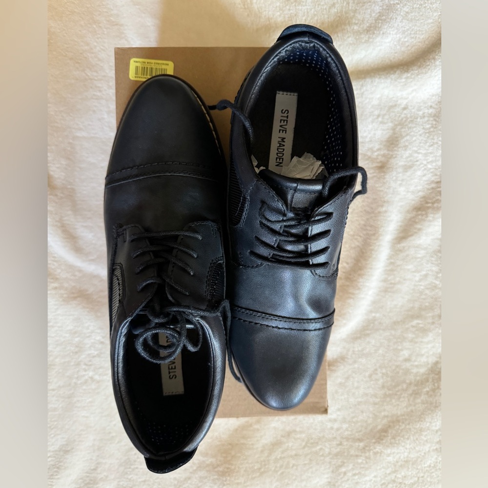 Boys Steve Madden Boliverr Black Dress Shoes Size 6